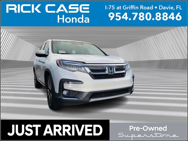 2022 Honda Pilot Touring 8-Passenger