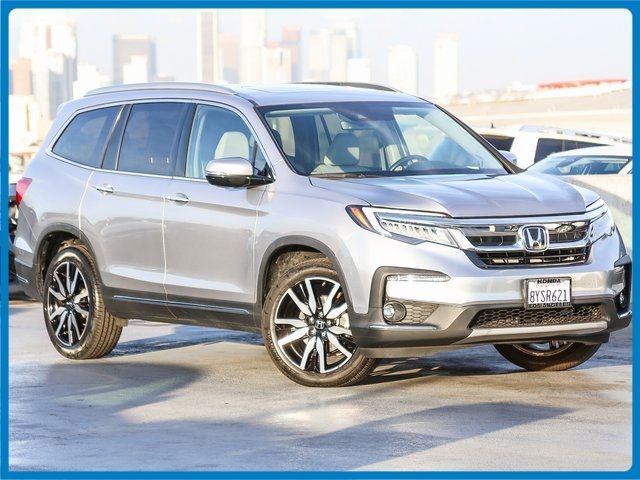 2022 Honda Pilot Touring 8-Passenger