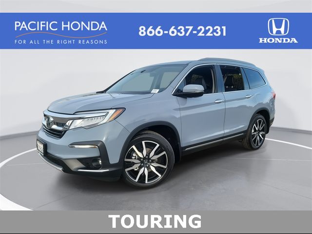 2022 Honda Pilot Touring 8-Passenger