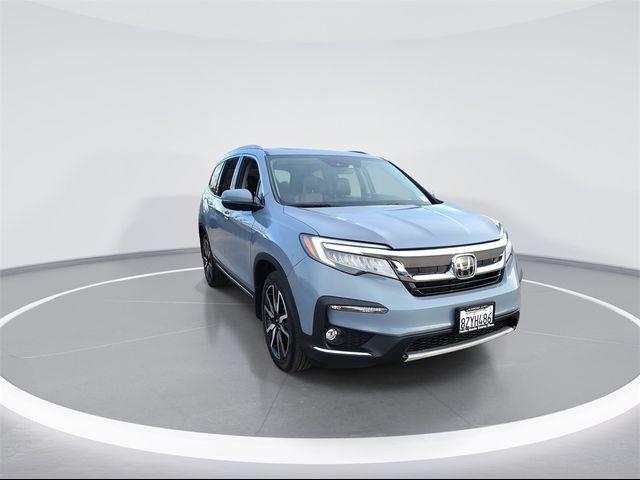 2022 Honda Pilot Touring 8-Passenger