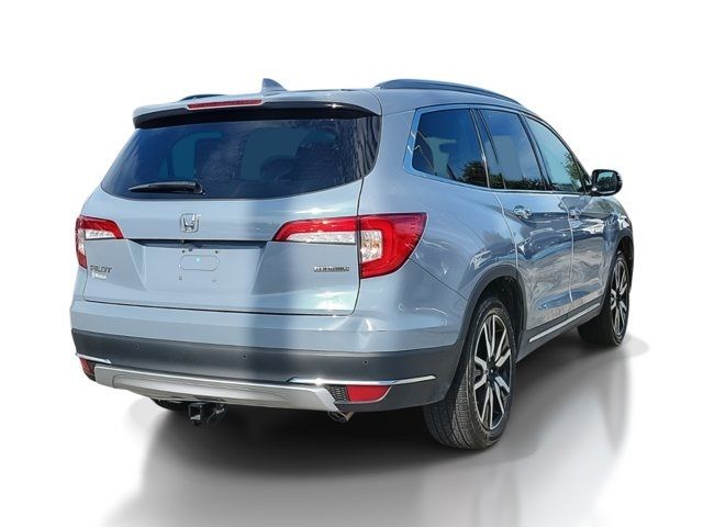 2022 Honda Pilot Touring 8-Passenger