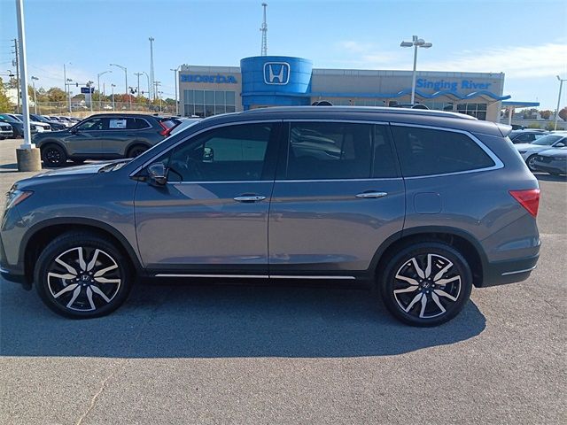 2022 Honda Pilot Touring 8-Passenger