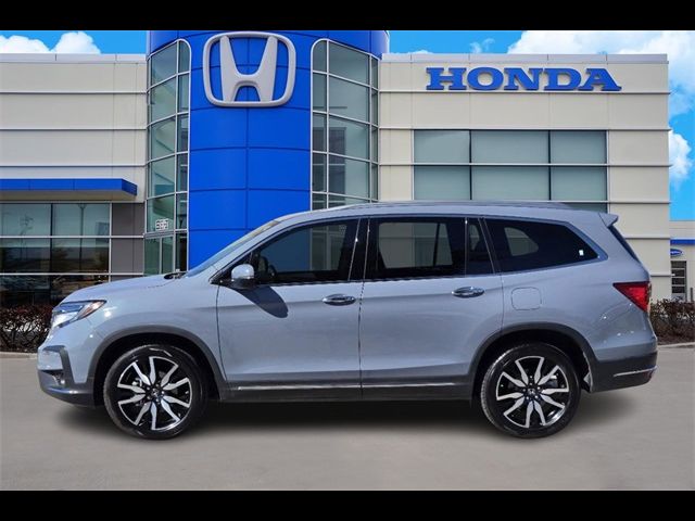 2022 Honda Pilot Touring 8-Passenger