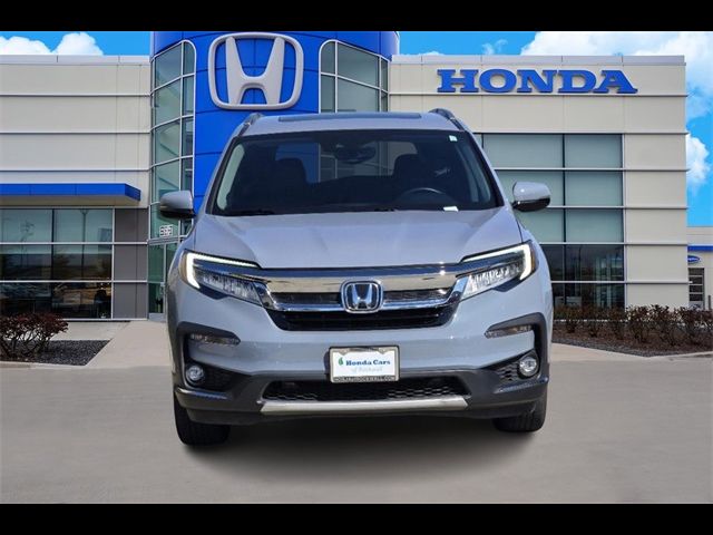 2022 Honda Pilot Touring 8-Passenger