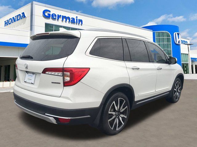 2022 Honda Pilot Touring 8-Passenger