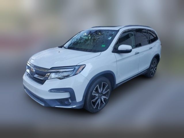 2022 Honda Pilot Touring 8-Passenger