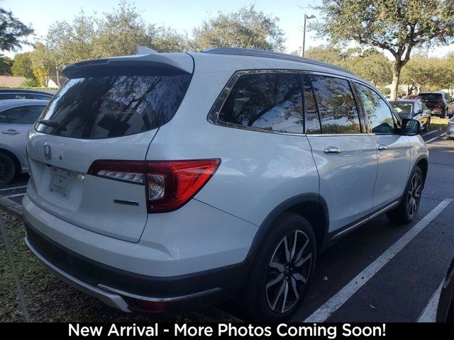 2022 Honda Pilot Touring 8-Passenger