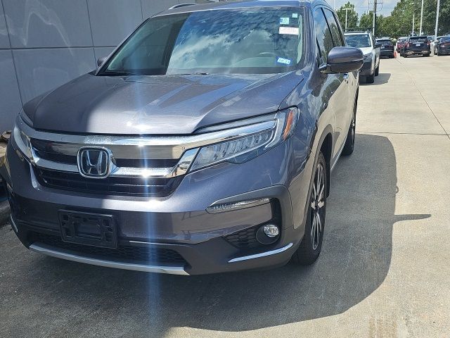 2022 Honda Pilot Touring 8-Passenger