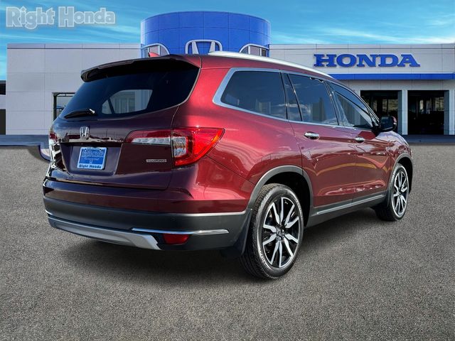 2022 Honda Pilot Touring 8-Passenger