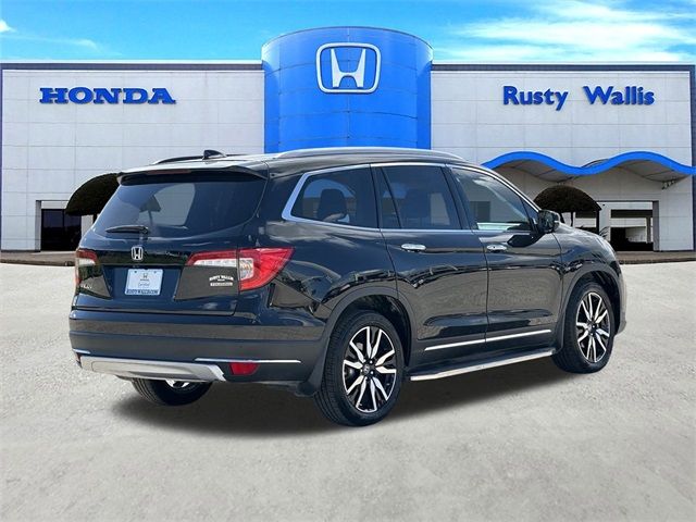 2022 Honda Pilot Touring 8-Passenger