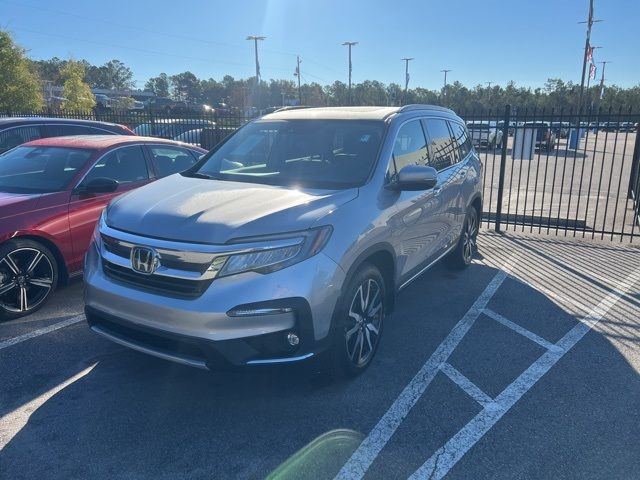 2022 Honda Pilot Touring 8-Passenger