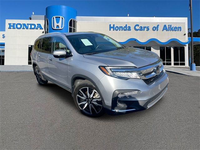 2022 Honda Pilot Touring 8-Passenger