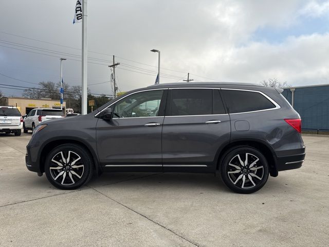 2022 Honda Pilot Touring 8-Passenger