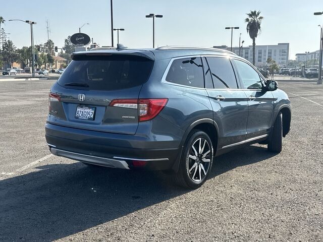 2022 Honda Pilot Touring 8-Passenger