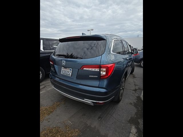 2022 Honda Pilot Touring 8-Passenger