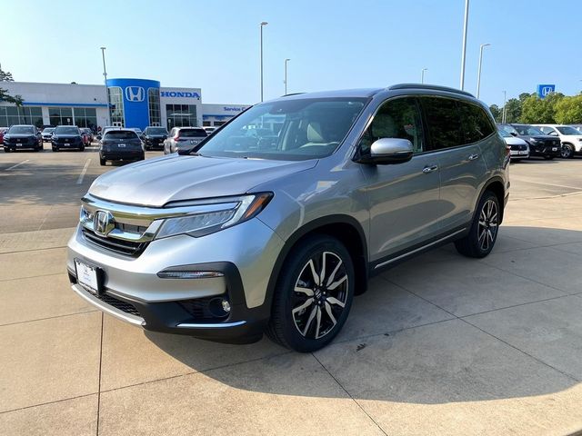 2022 Honda Pilot Touring 8-Passenger