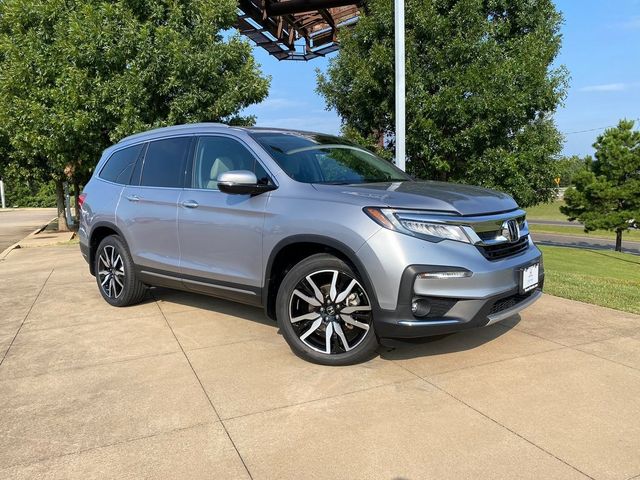 2022 Honda Pilot Touring 8-Passenger