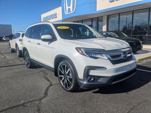 2022 Honda Pilot Touring 8-Passenger