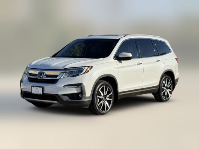 2022 Honda Pilot Touring 8-Passenger