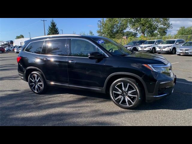 2022 Honda Pilot Touring 7-Passenger