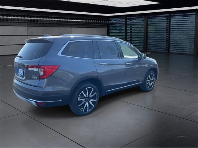 2022 Honda Pilot Touring 7-Passenger