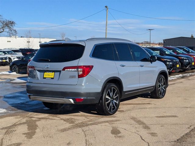 2022 Honda Pilot Touring 7-Passenger