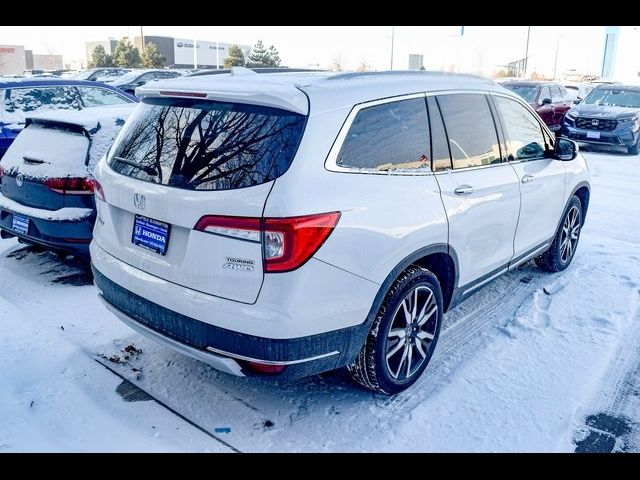 2022 Honda Pilot Touring 7-Passenger