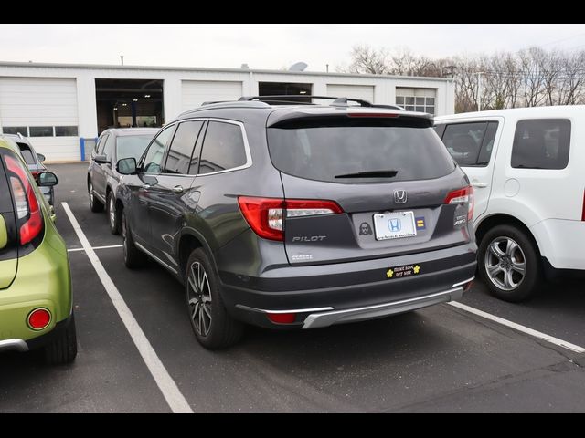 2022 Honda Pilot Touring 7-Passenger