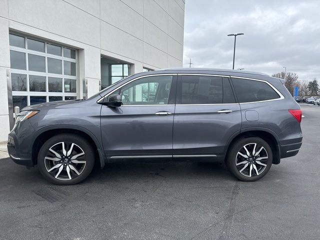 2022 Honda Pilot Touring 7-Passenger