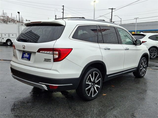 2022 Honda Pilot Touring 7-Passenger