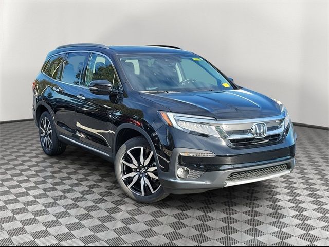 2022 Honda Pilot Touring 7-Passenger