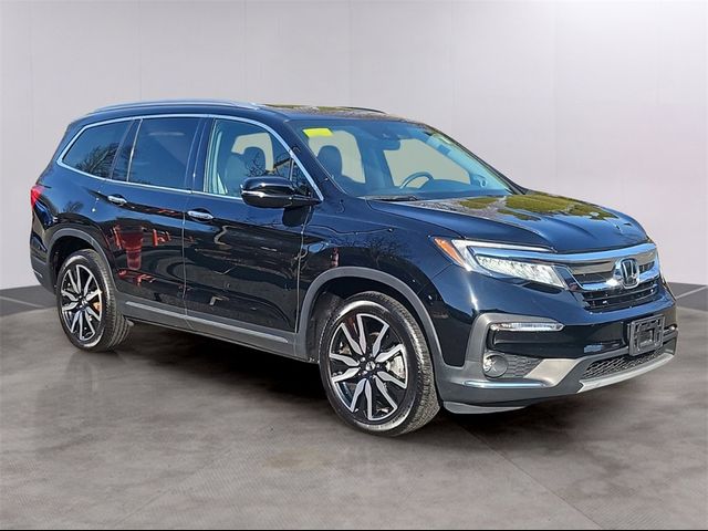 2022 Honda Pilot Touring 7-Passenger