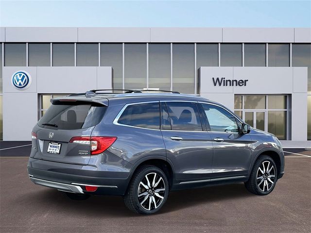 2022 Honda Pilot Touring 7-Passenger