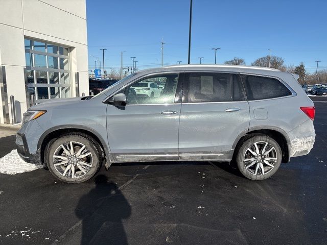 2022 Honda Pilot Touring 7-Passenger