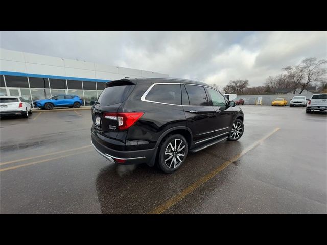 2022 Honda Pilot Touring 7-Passenger