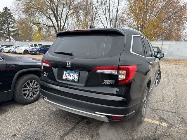 2022 Honda Pilot Touring 7-Passenger