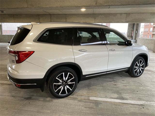 2022 Honda Pilot Touring 7-Passenger