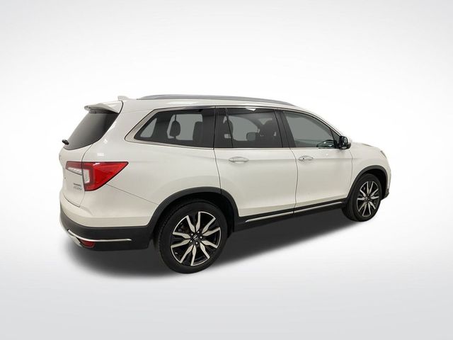 2022 Honda Pilot Touring 7-Passenger