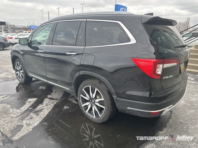 2022 Honda Pilot Touring 7-Passenger