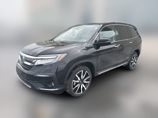 2022 Honda Pilot Touring 7-Passenger