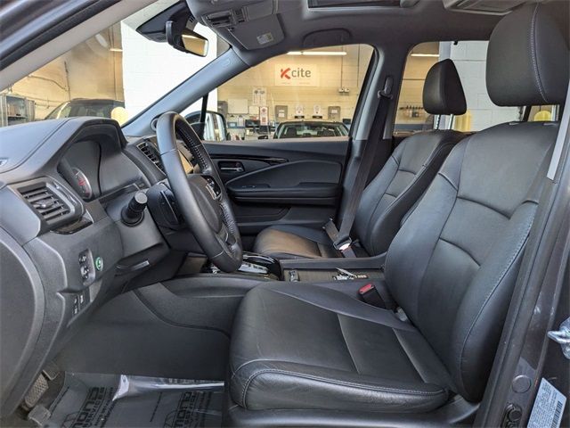 2022 Honda Pilot Touring 7-Passenger