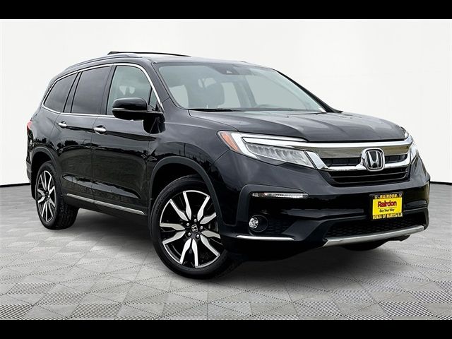 2022 Honda Pilot Touring 7-Passenger