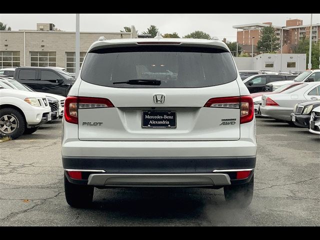 2022 Honda Pilot Touring 7-Passenger