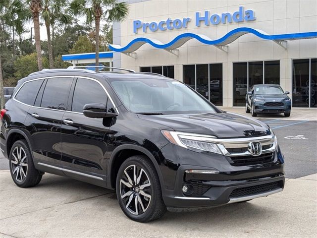 2022 Honda Pilot Touring 8-Passenger