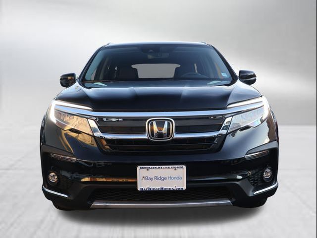 2022 Honda Pilot Touring 8-Passenger