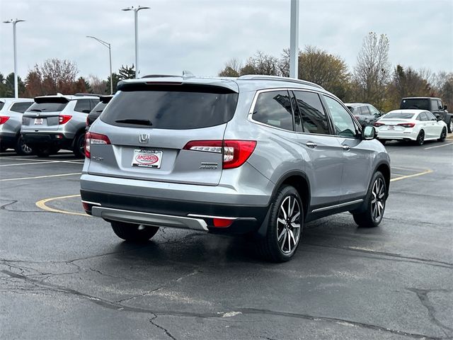 2022 Honda Pilot Touring 8-Passenger