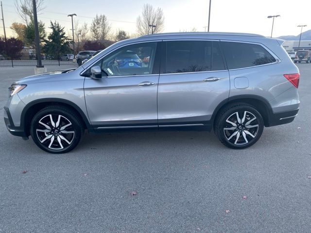 2022 Honda Pilot Touring 8-Passenger