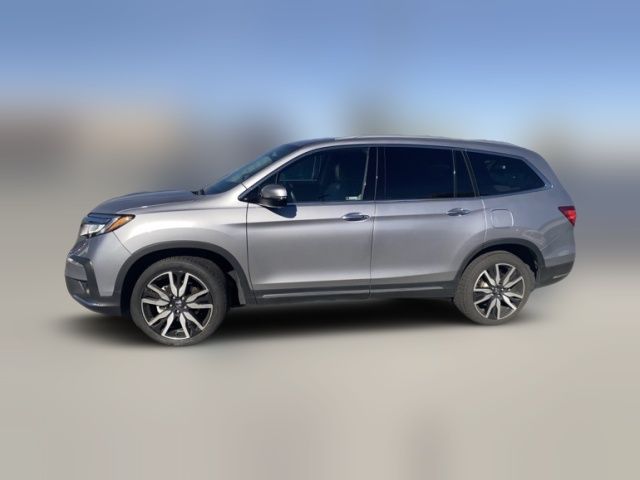 2022 Honda Pilot Touring 8-Passenger