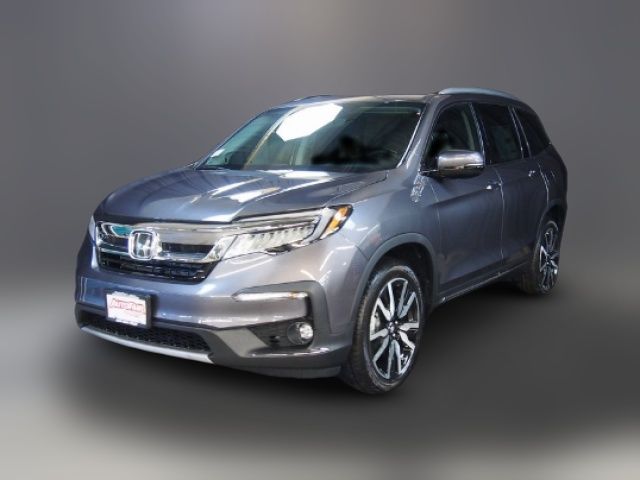 2022 Honda Pilot Touring 8-Passenger