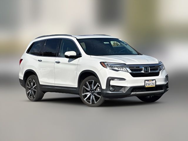 2022 Honda Pilot Touring 8-Passenger